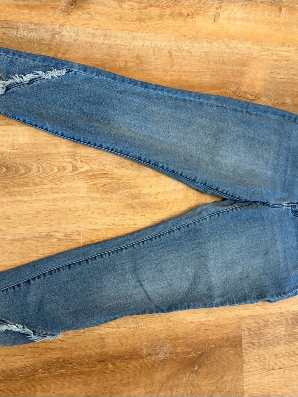 Liverpool Women's Skinny Jeans - Medium Blue Distressed Knees